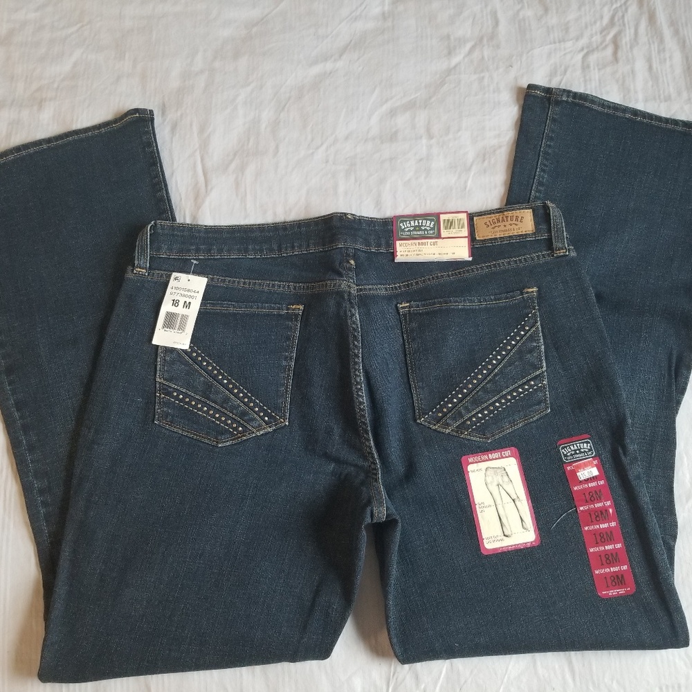 Levi's boot cut jeans NWT!